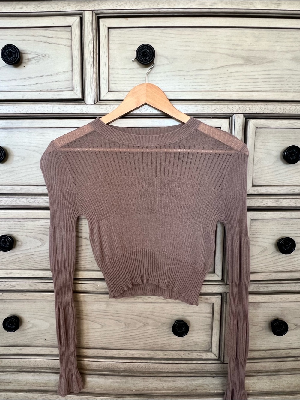 Zara Ribbed Long-Sleeve Crop Top in Mauve Brown